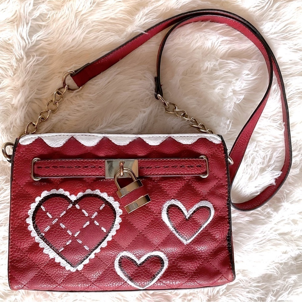 Original Painted Red Sweet‎ Heart Bag Crossbody Purse With Lock & Chains